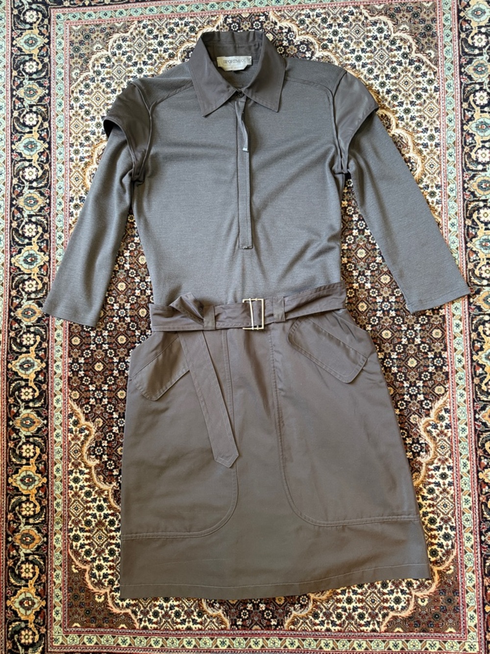 Stylish vintage Sportmax dress in a deep chocolate brown Size M made in Italy 🇮🇹